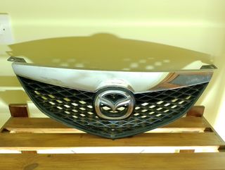 Calandra Mazda 6 2004