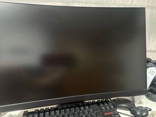 Monitor MSI Optix G24C6 24 Curvo 144Hz