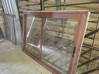 Ventana corredera aluminio color madera