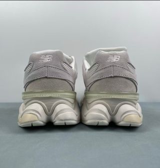 New Balance 9060 Beige/Gris