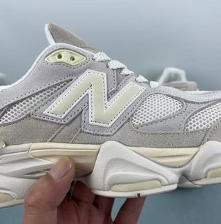 New Balance 9060 Beige/Gris