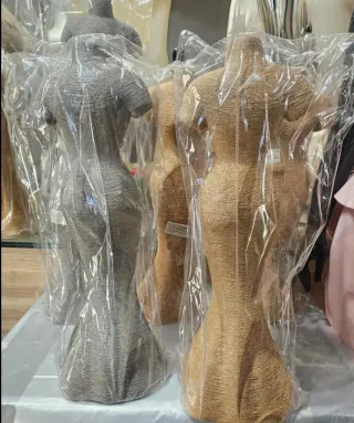 NUEVO EXPOSITOR DE COMPLEMENTOS 62 CM. DE ALTO.