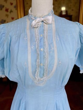 Camisón vintage azul de algodón mangas abullonadas