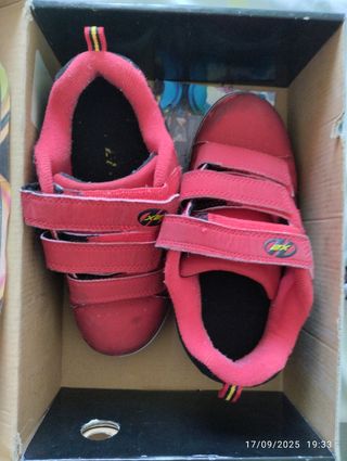 Zapatillas Hellys Doble Rueda T30