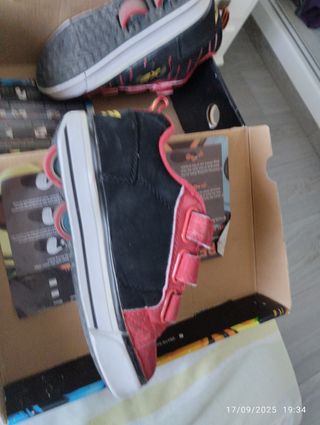 Zapatillas Hellys Doble Rueda T30