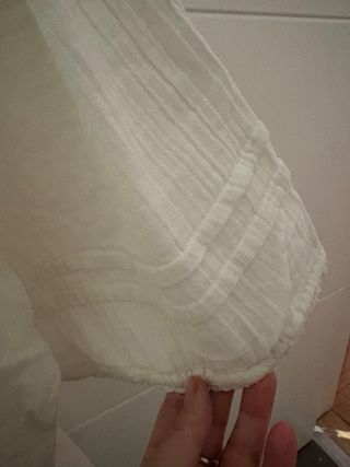 Blusa de mujer con encaje