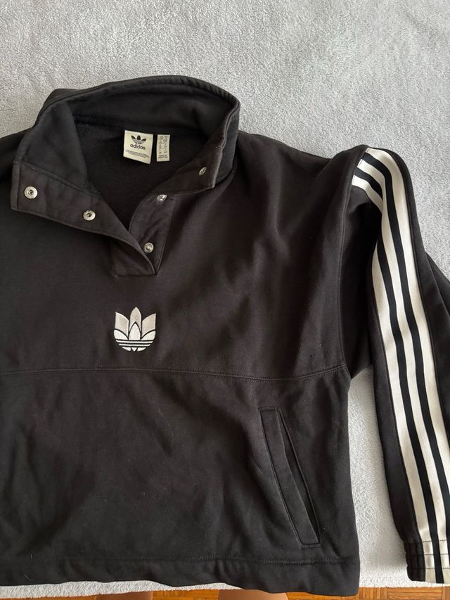 Felpa nera Adidas in edizione limitata