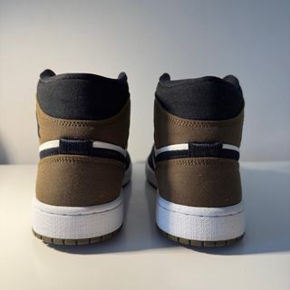 Nike Jordan 1 Triple Olive Toe DV0427-301