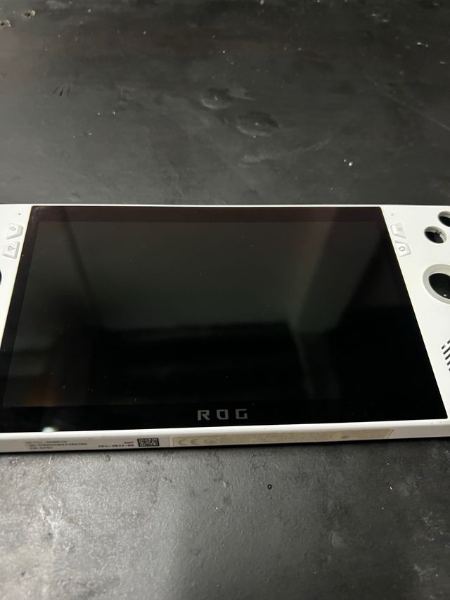 Pantalla completa ROG ALLY RC71L