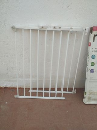 Barandilla de seguridad extensible para escaleras