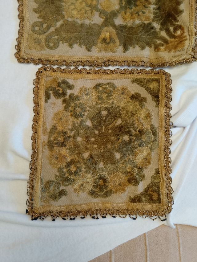 Conjunto 5 tapetes antiguos con flecos