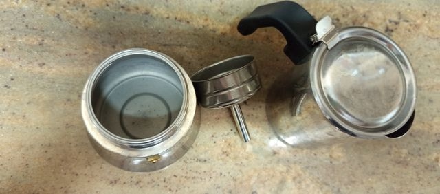 Cafetera Italiana Plata y Negra