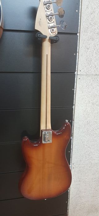 Pantalón corto Mustang Low Fender