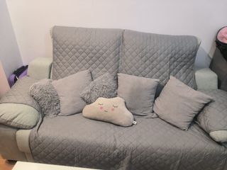 Sofá cama italiano nuevo sin uso