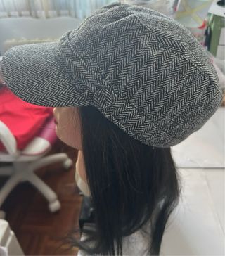 Boina de espiga gris y negra