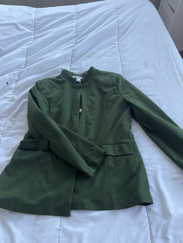 Chaqueta verde caqui