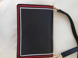 Lote compuesto por Bolso Negro y Jersey Boho