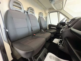 Citroën Jumper BlueHDi 103KW (140CV) Furgón 35L2H2