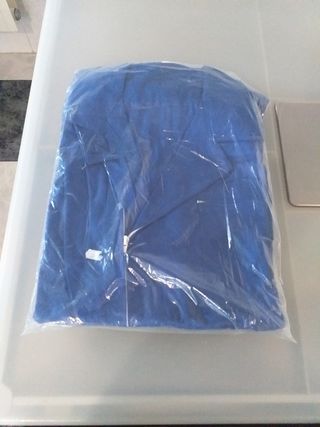 Mono de trabajo azul