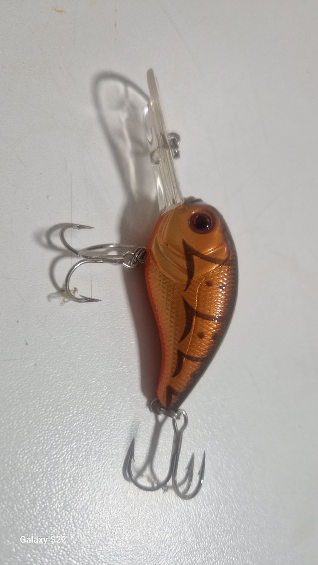 Señuelo de pesca naranja