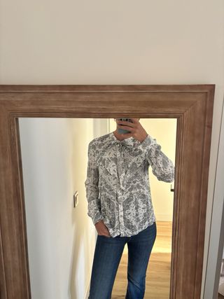 Camisa Stradivarius Estampada Mujer
