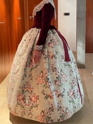 Traje de fallera