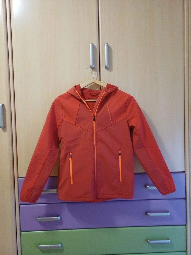 Chaqueta infantil roja