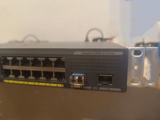 Switch Cisco Catalyst 2960-X 48p PoE+ 740W