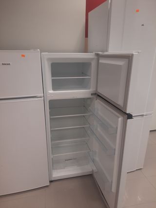 Nevera Hisense blanca