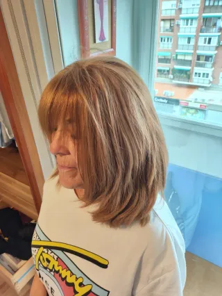 Peluca pelo natural castaño