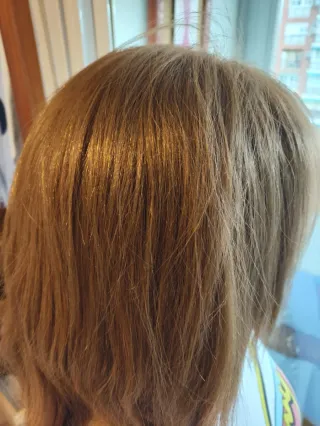 Peluca pelo natural castaño