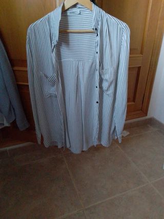 Camisa Bershka rayas blanca