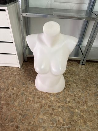 Busto ropa maniquí blanco