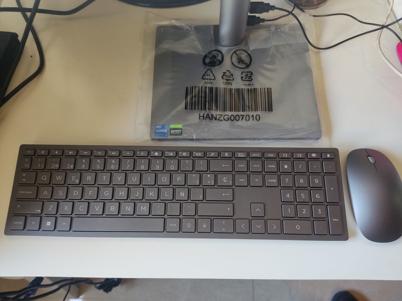 HP ENVY All-in-One 27-cp0001ns Intel i7 afbeelding 7