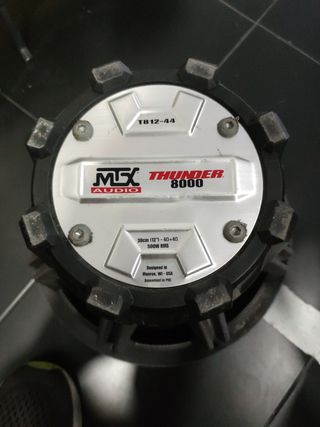 Subwoofer MTX Audio 12 pulgadas para reparar

