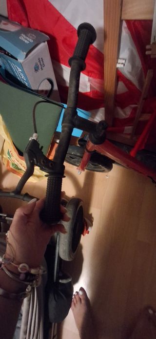 Bicicleta infantil roja sin pedales RUNFIT