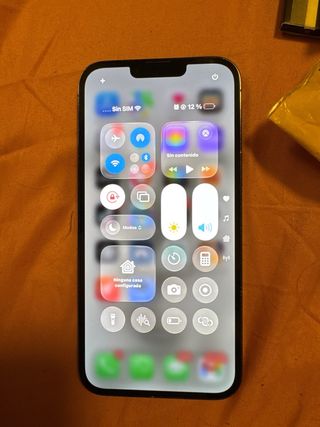 iPhone 13 Pro Max con cargador negociable 