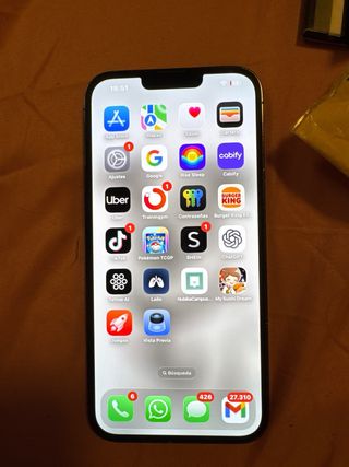 iPhone 13 Pro Max con cargador negociable 