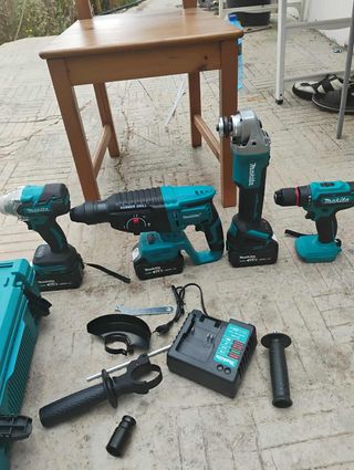 Kit Makita nuevo 4 in 1 Grand Oferta