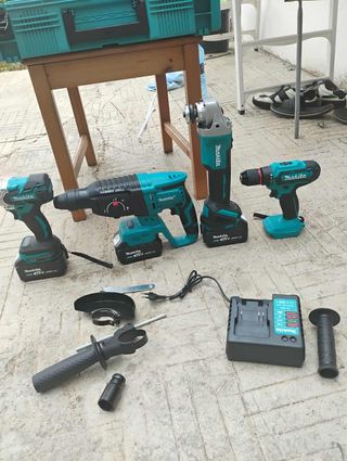 Kit Makita nuevo 4 in 1 Grand Oferta