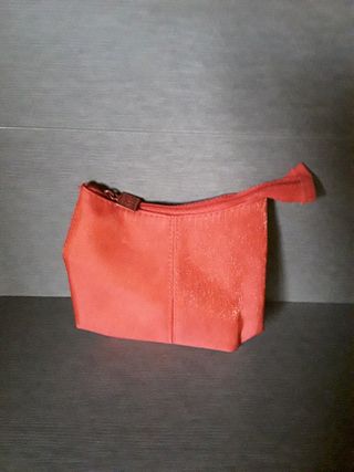 Neceser pequeño rojo