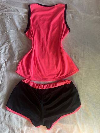 Conjunto vintage Chicago mujer rosa y negro