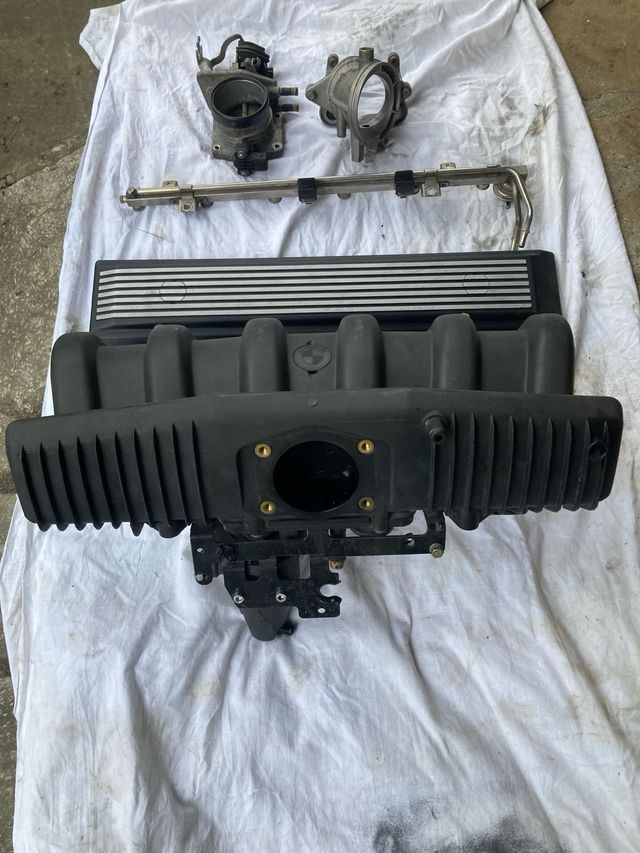 Admisión BMW E36 M52 2.3i