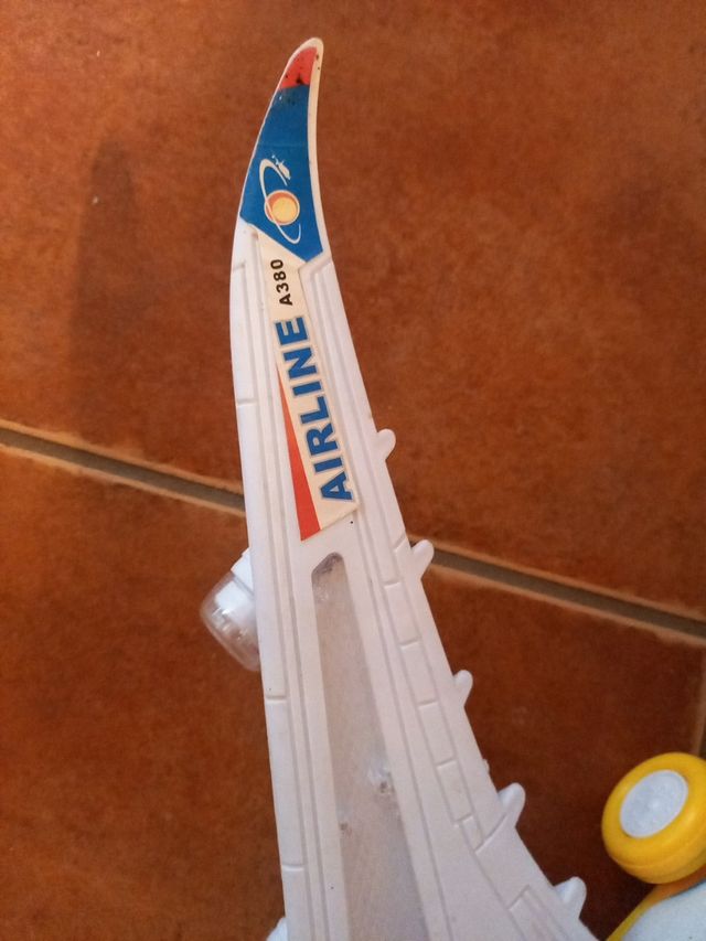 Avión de juguete 44cm×44cm