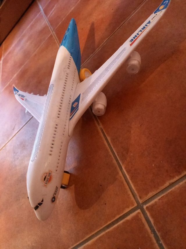 Avión de juguete 44cm×44cm