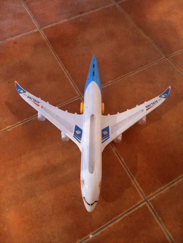 Avión de juguete 44cm×44cm
