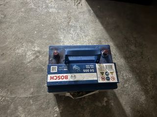 Batería Bosch S4 005 12V 60Ah 540A