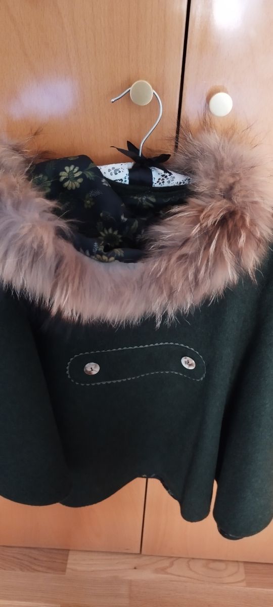 Capa juvenil chica talla M verde