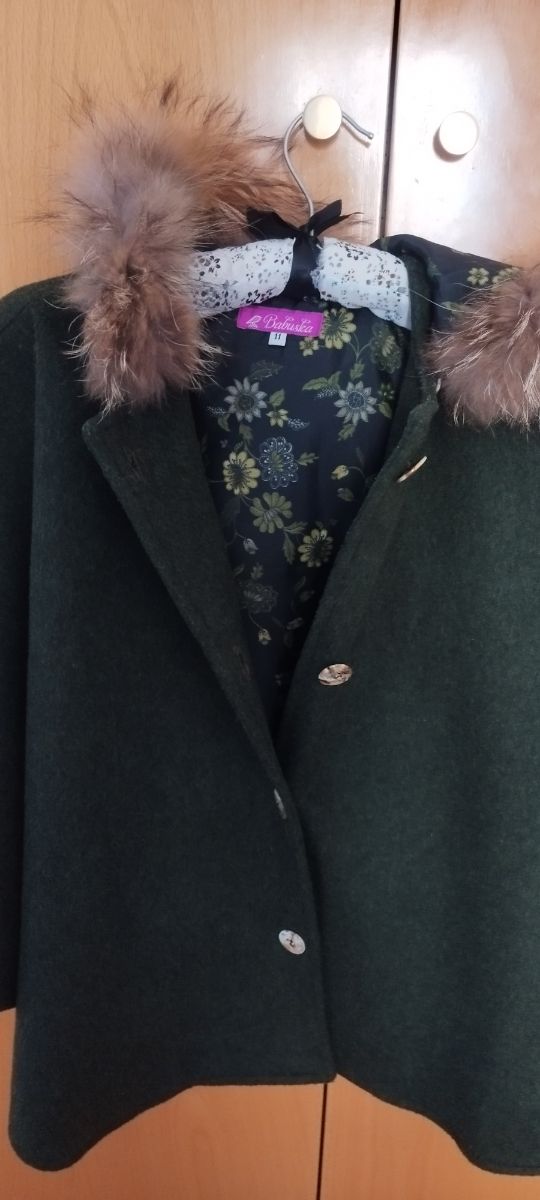 Capa juvenil chica talla M verde