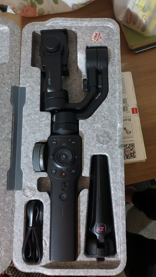 Estabilizador ZHIYUN SMAD4 poco uso